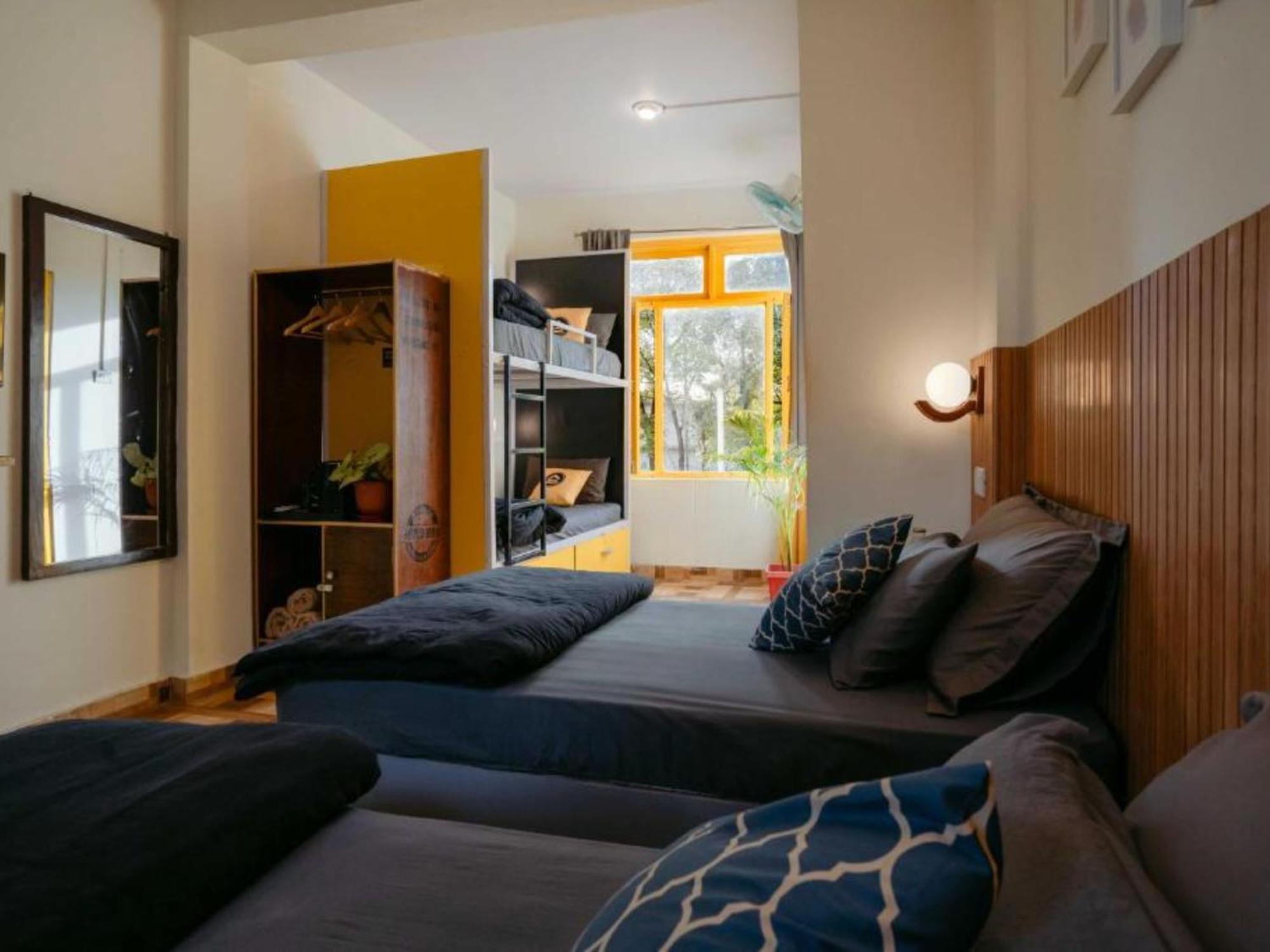 The Hosteller Bir Luaran gambar