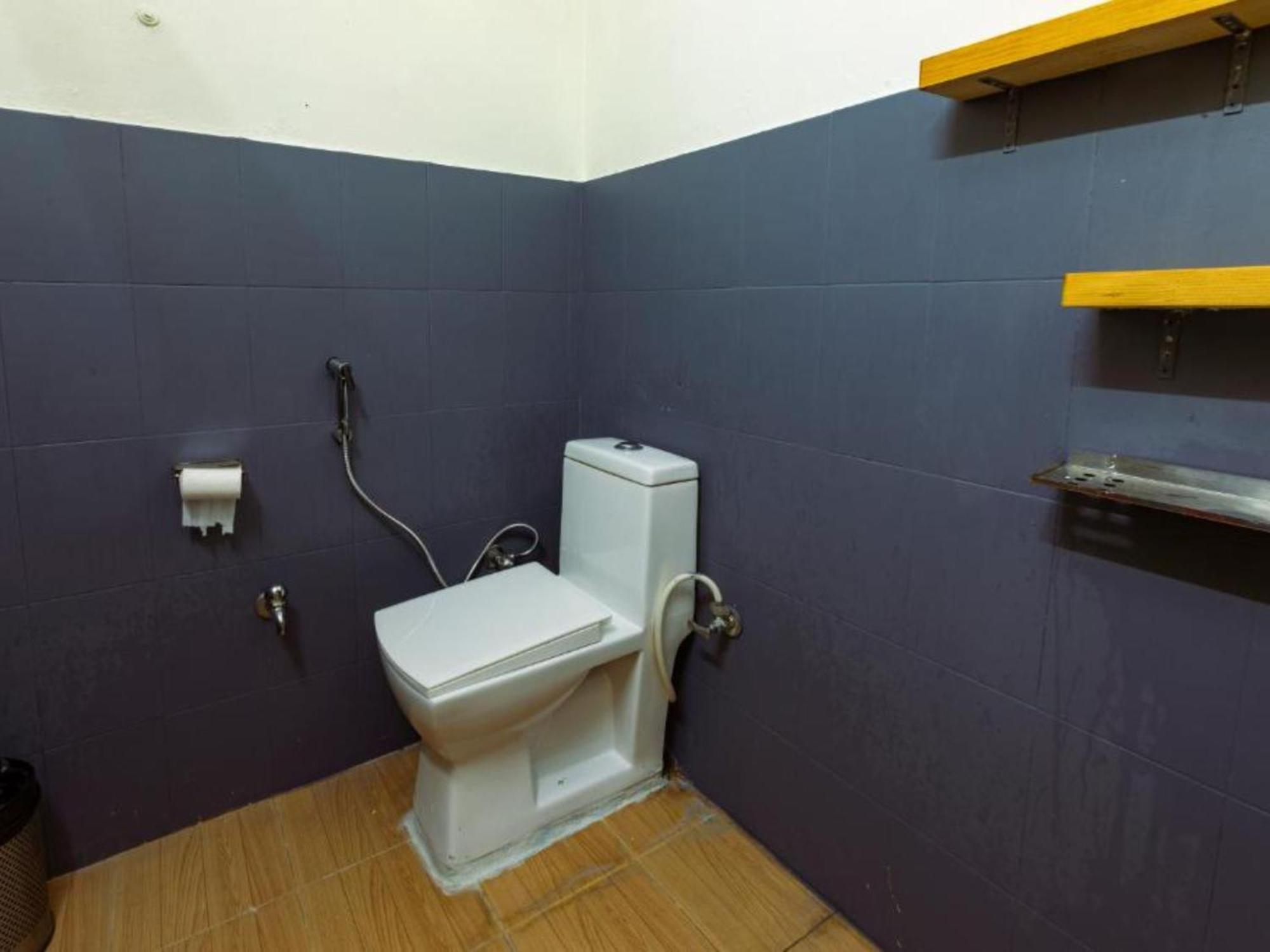 The Hosteller Bir Bilik gambar