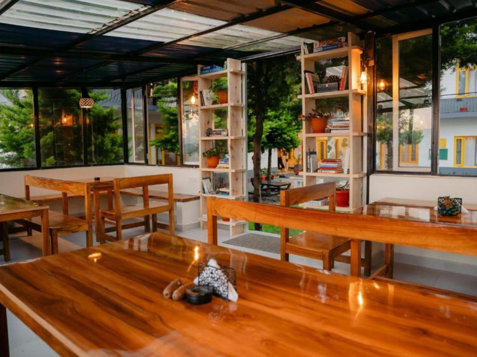 The Hosteller Bir Luaran gambar