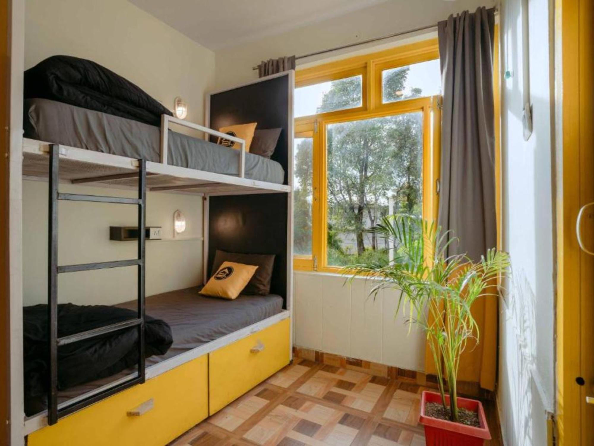 The Hosteller Bir Bilik gambar