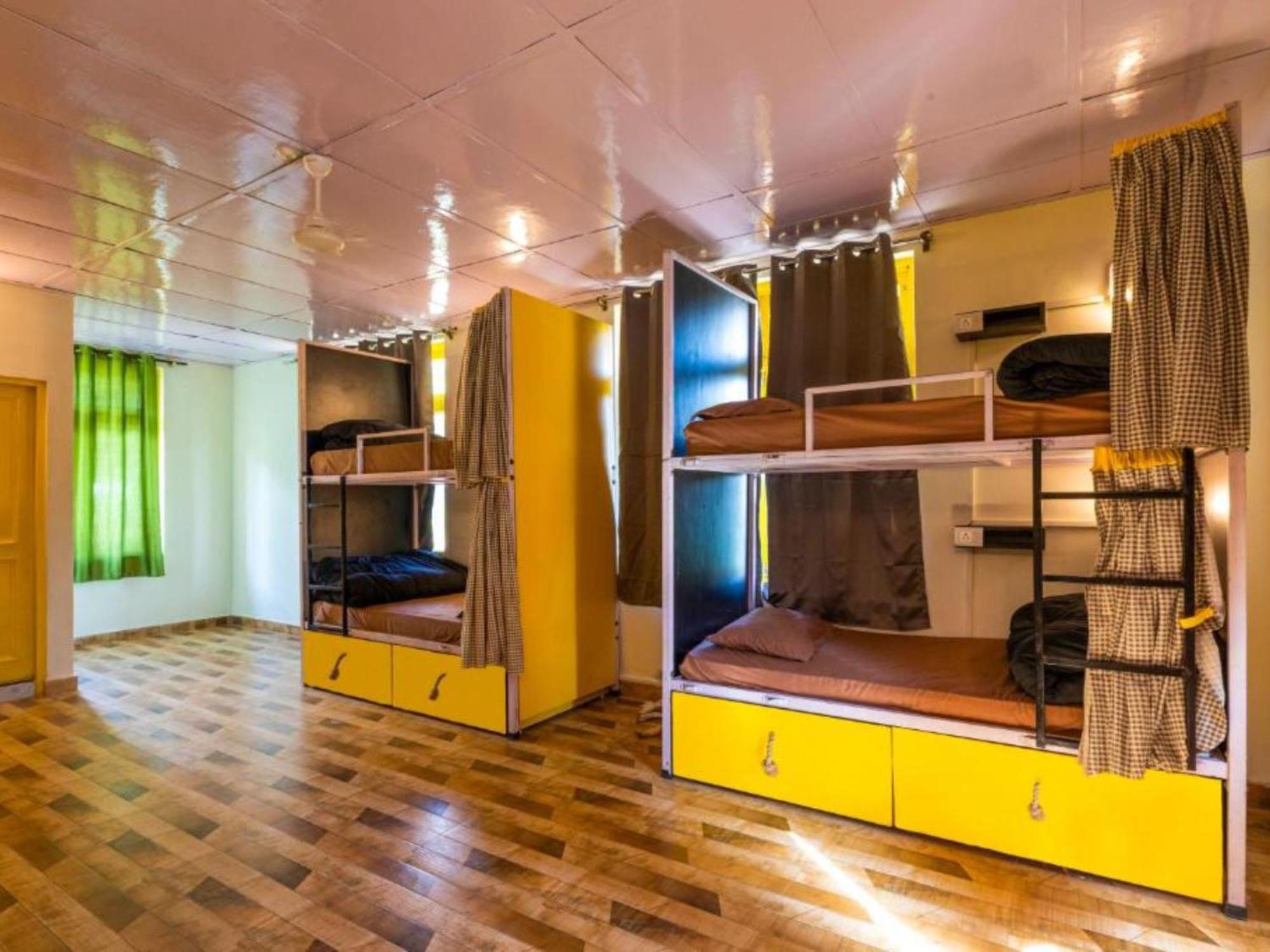 The Hosteller Bir Bilik gambar