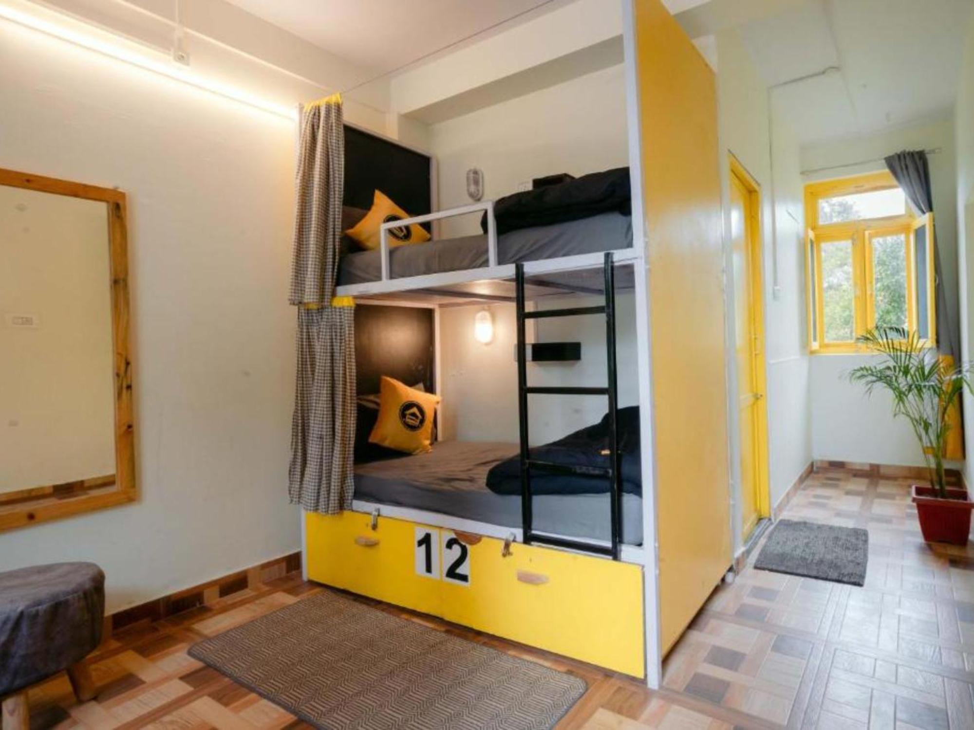 The Hosteller Bir Bilik gambar