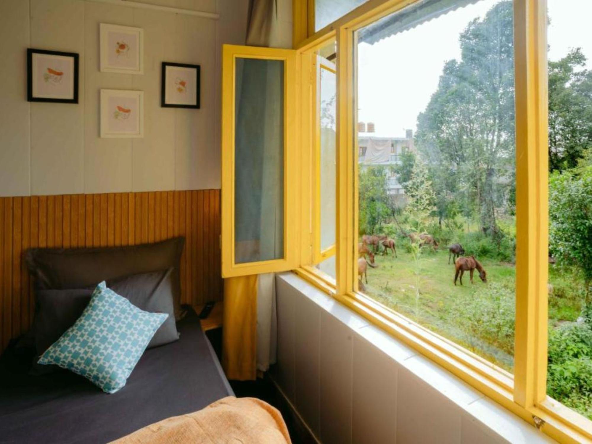 The Hosteller Bir Bilik gambar