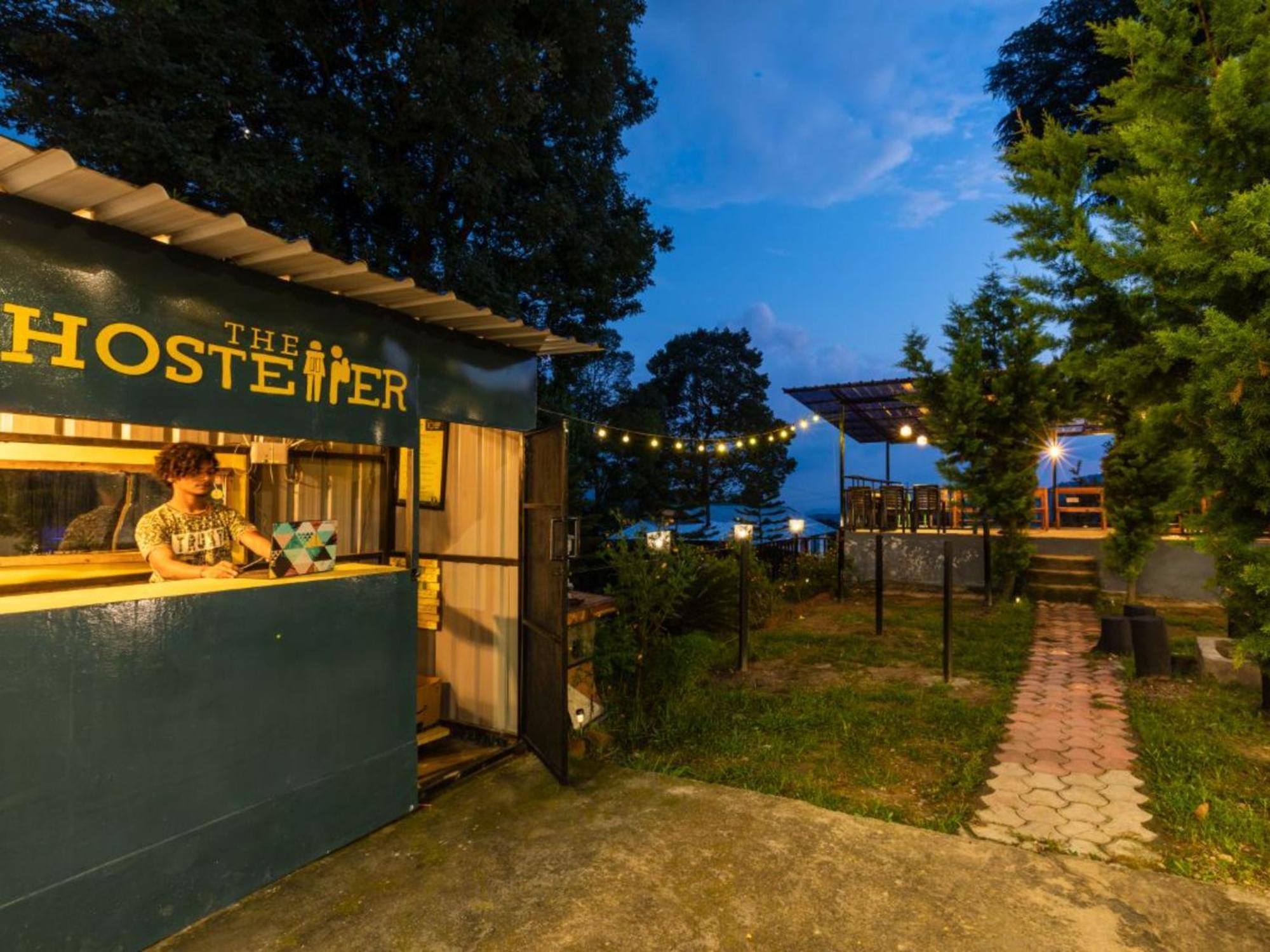 The Hosteller Bir Luaran gambar